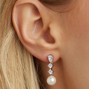 Untamed Petals Silvia Earrings